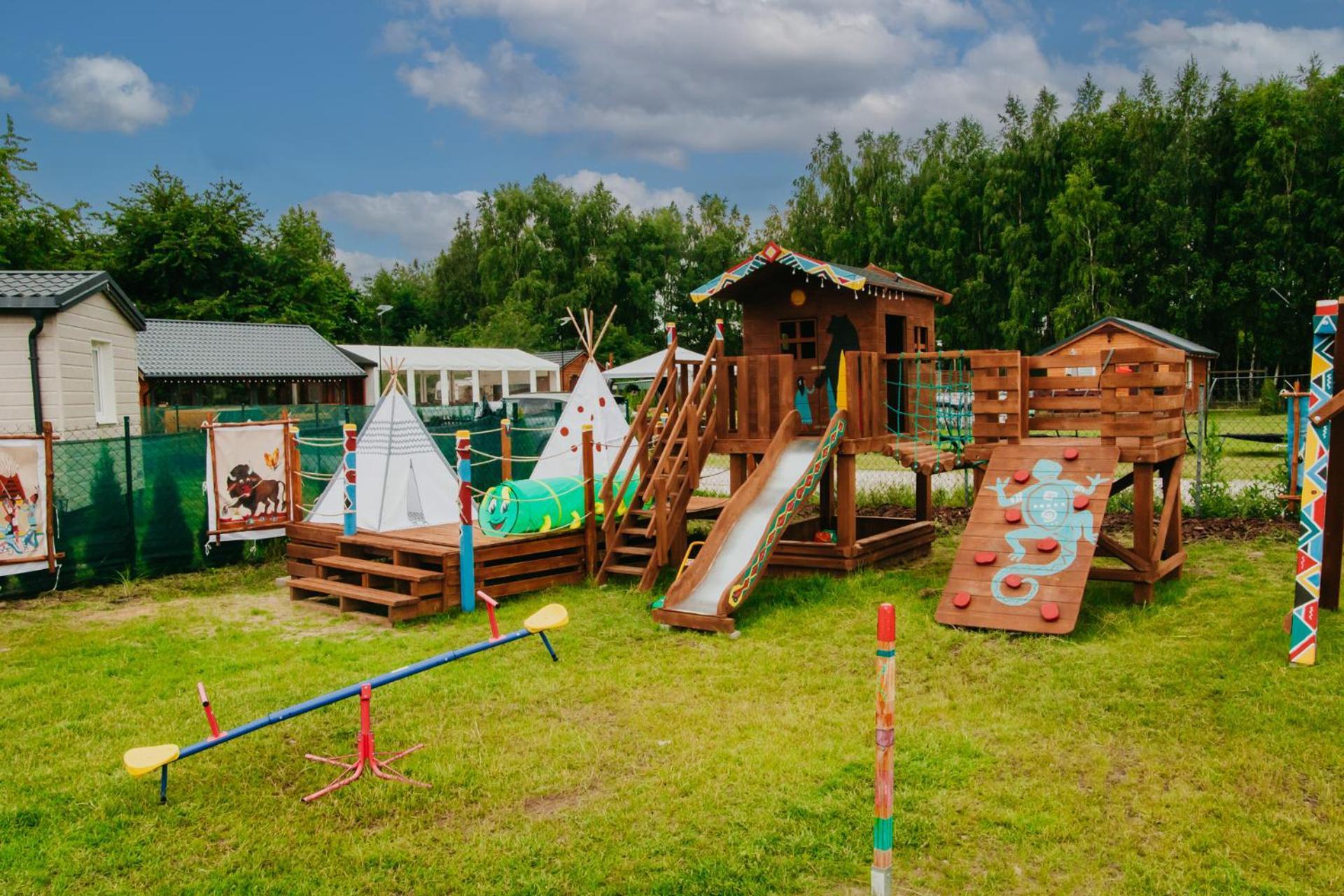 Hotel Indiana Camp - 150 M Od Suntago Park Grabce-Towarzystwo Exterior foto